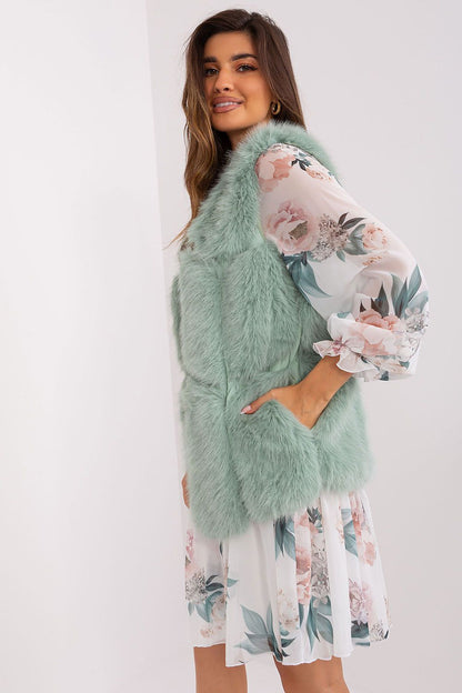  vest model 187532 AT 