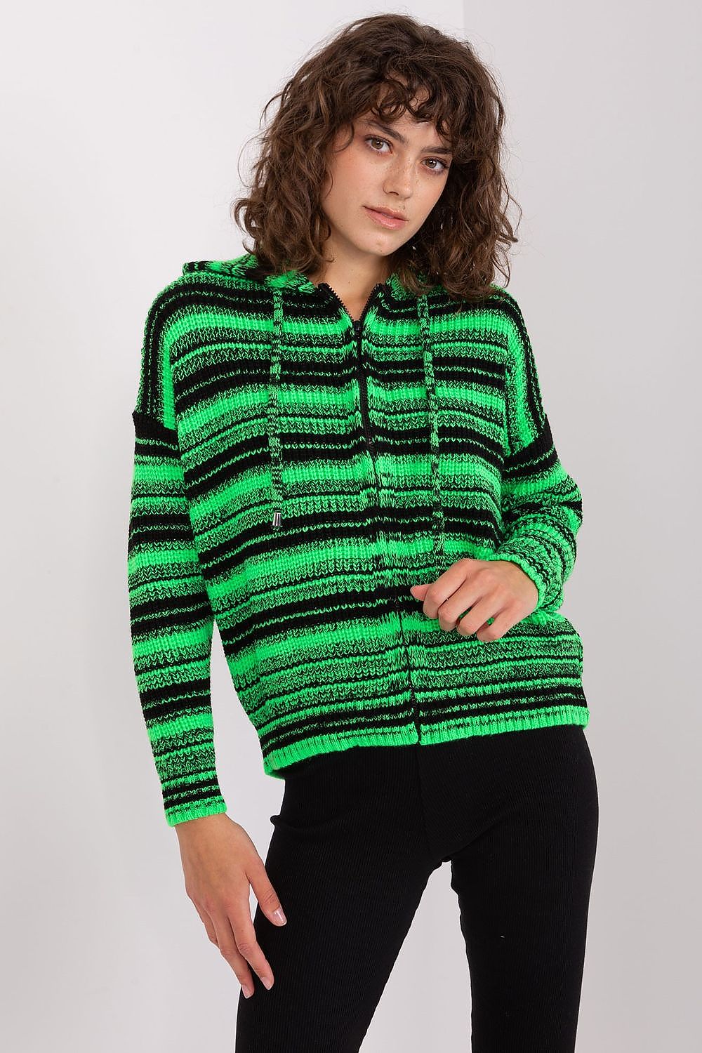  cardigan model 190767 Badu 
