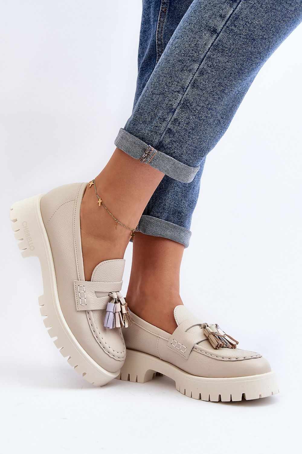  Moccassins model 192910 Step in style 