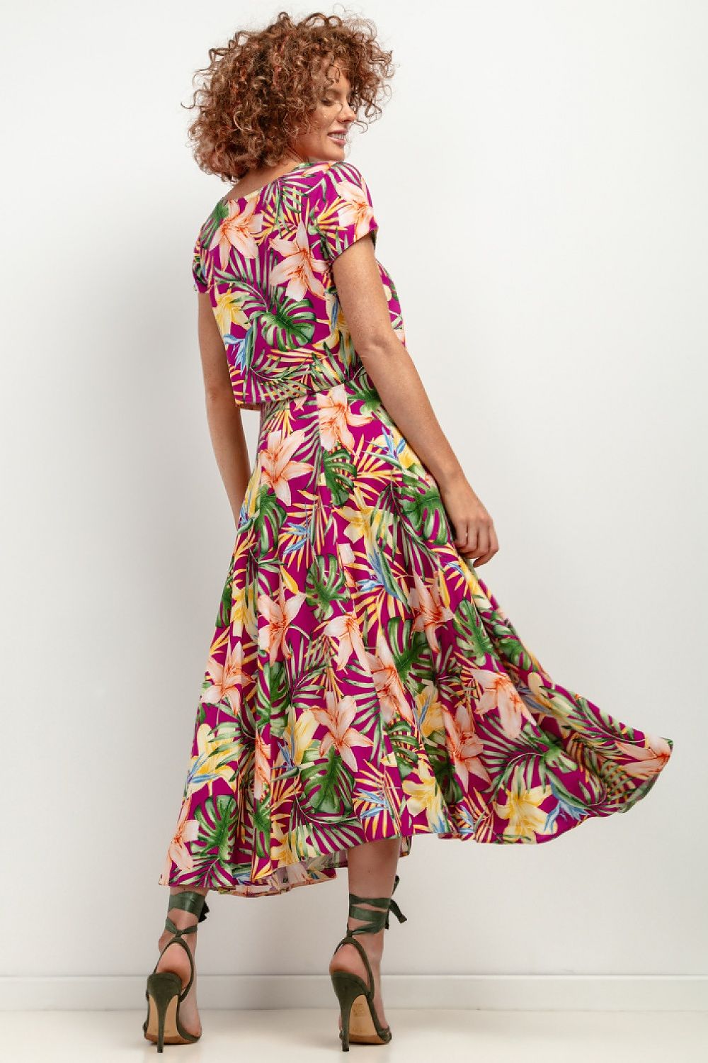  rok model 198528 Tessita 