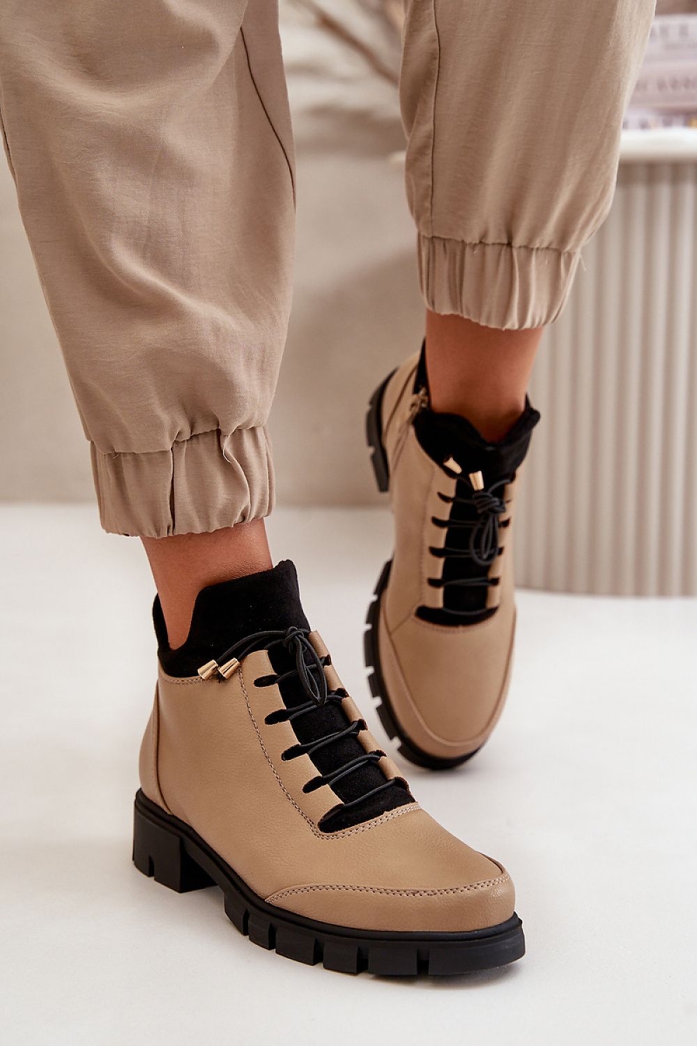  Laarsjes model 199305 Step in style 