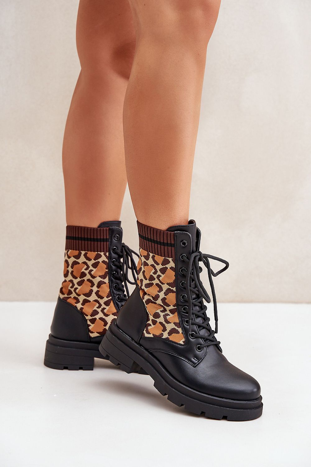  Laarsjes model 204671 Step in style 