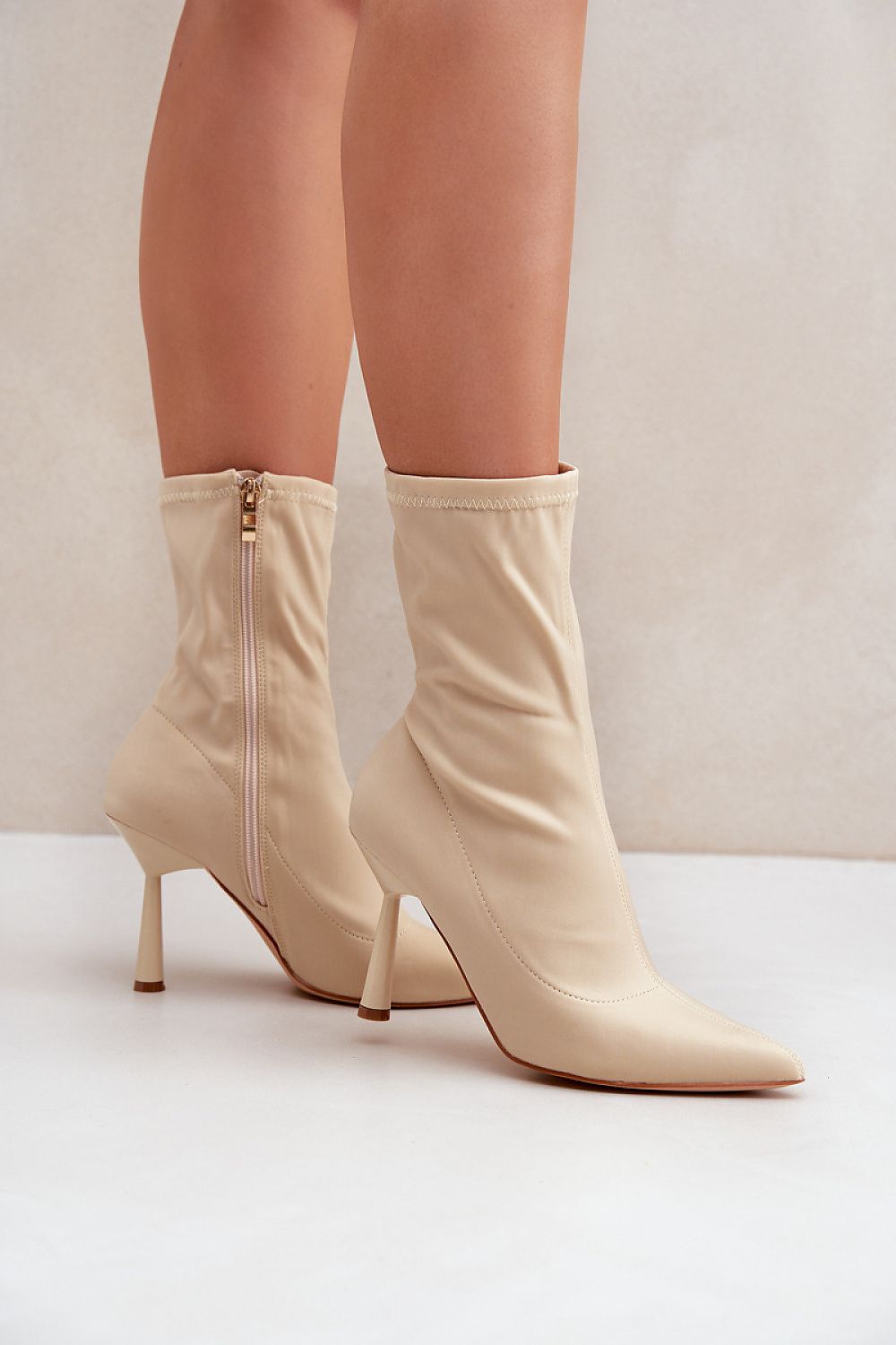  Laarsjes met hoge hak model 204701 Step in style 