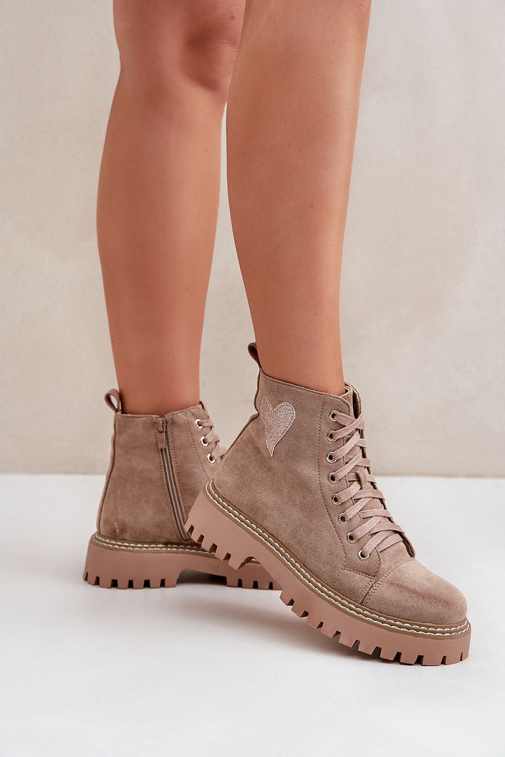  Laarsjes model 204727 Step in style 