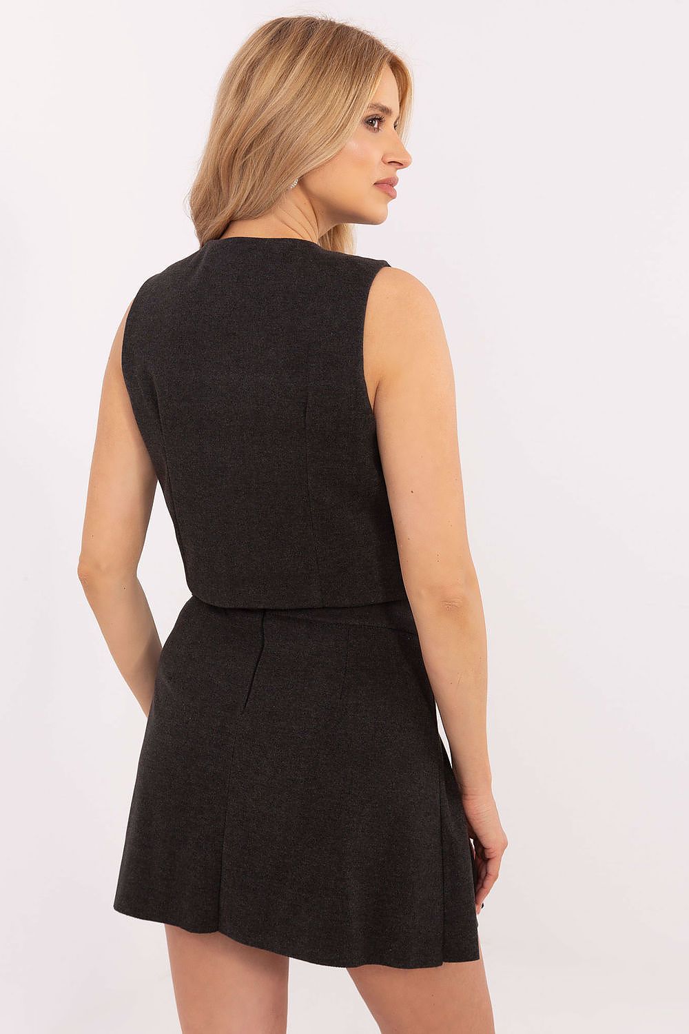  vest model 204975 Italy Moda 